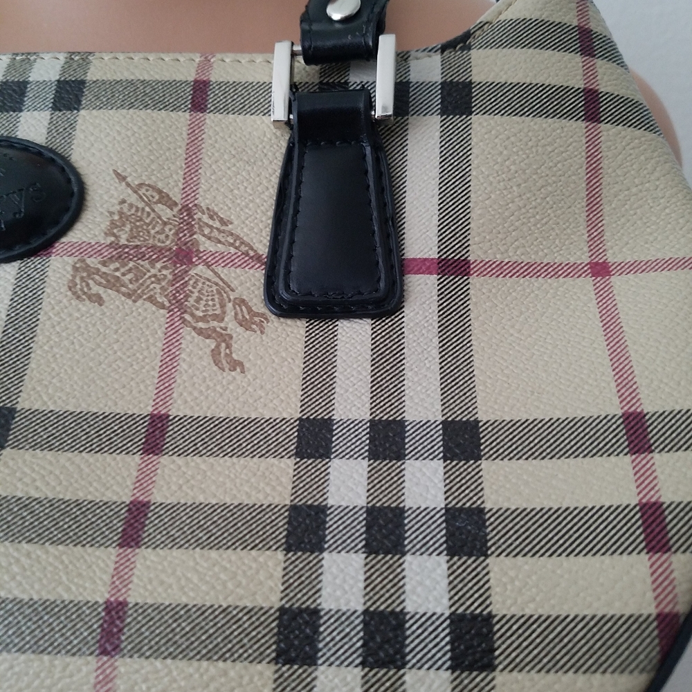 Women's Fashion Handbag/ Shoulder bag - Picture 3 of 10